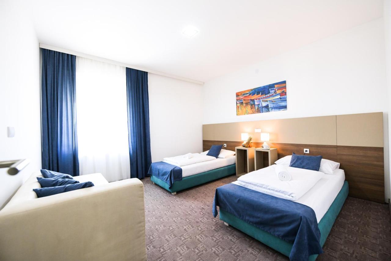 River Inn Stari Banovci Εξωτερικό φωτογραφία