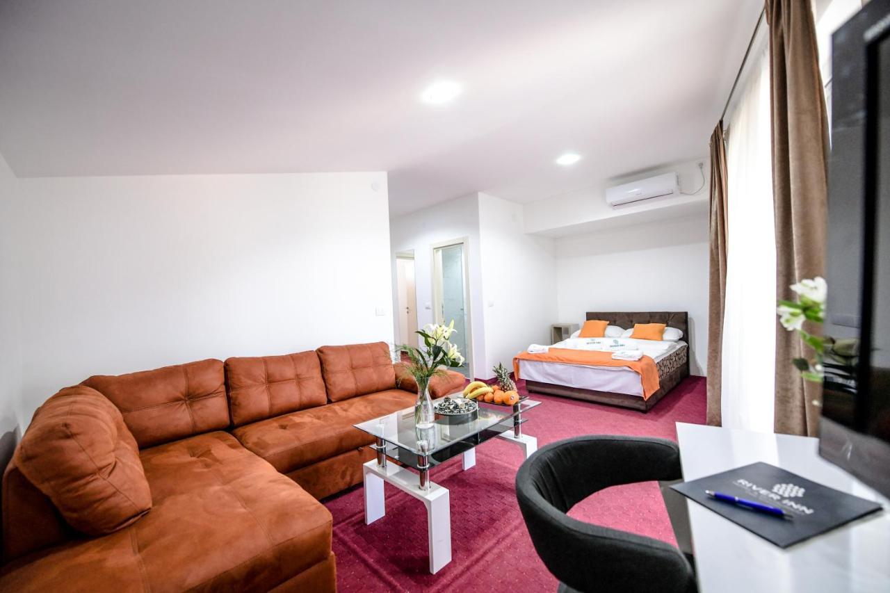 River Inn Stari Banovci Εξωτερικό φωτογραφία