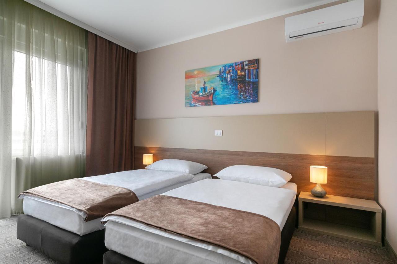 River Inn Stari Banovci Εξωτερικό φωτογραφία