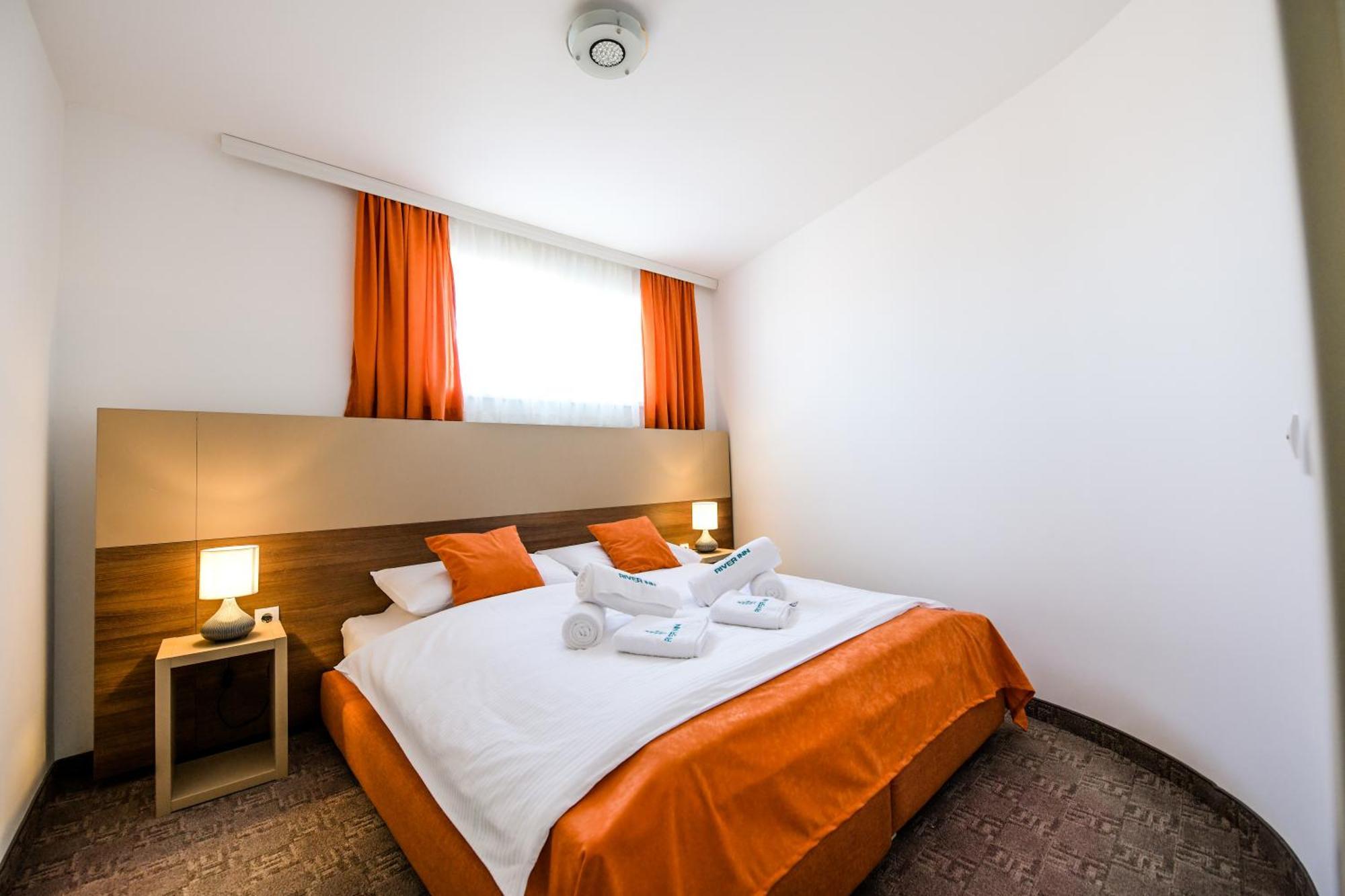 River Inn Stari Banovci Εξωτερικό φωτογραφία